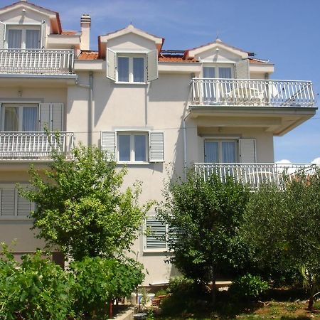 Apartments Gardijan Vodice Luaran gambar