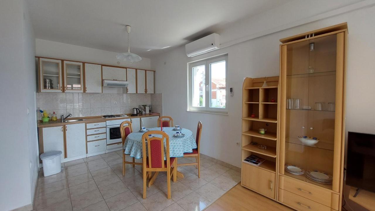 Apartments Gardijan Vodice Luaran gambar
